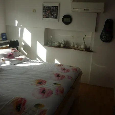 Tonnie's Bed & Breakfast *