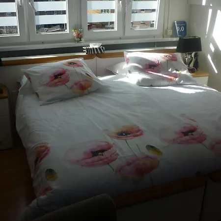 Tonnie's Bed & Breakfast *